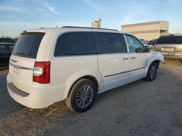 Photo 3 from auction – 2015 CHRYSLER TOWN & COU with VIN 2C4RC1CG2FR507137