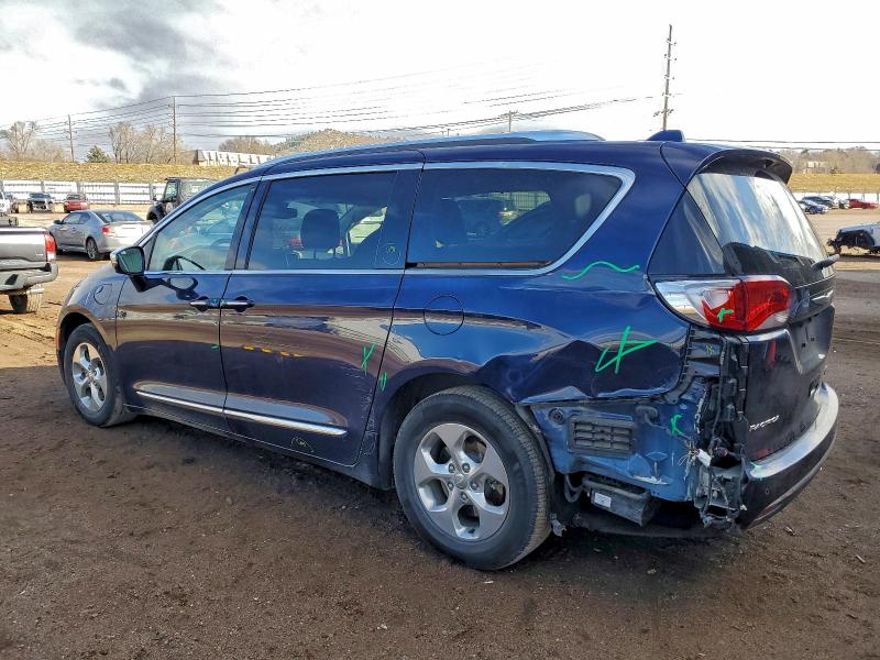 Photo 2 from auction – 2018 CHRYSLER PACIFICA with VIN 2C4RC1N75JR178469