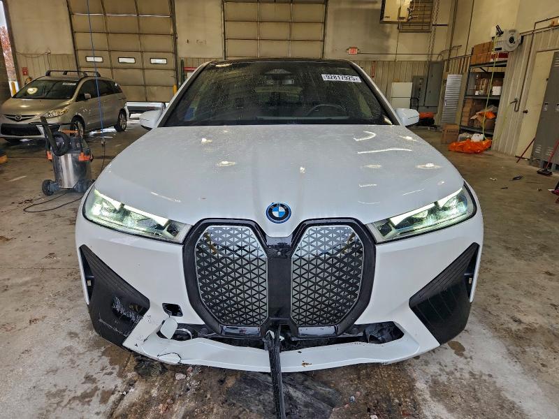 Photo 5 from auction – 2024 BMW IX M60 with VIN WB533CF08RCN33038