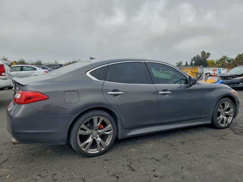 Photo 3 from auction – 2011 INFINITI M56 with VIN JN1AY1AP8BM520718
