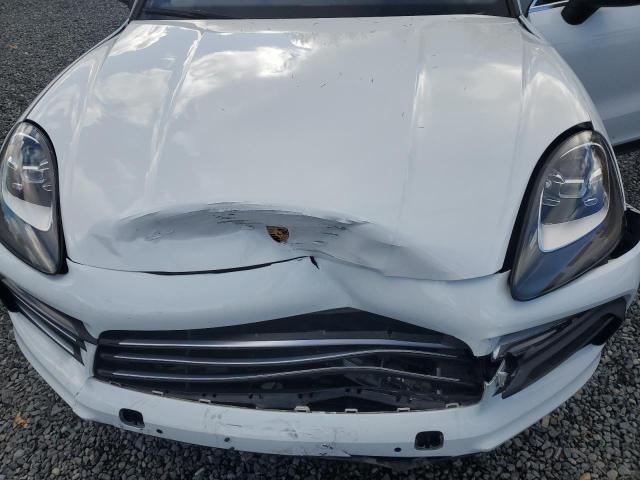 Photo 12 from auction – 2019 PORSCHE CAYENNE S with VIN WP1AB2AY7KDA65453