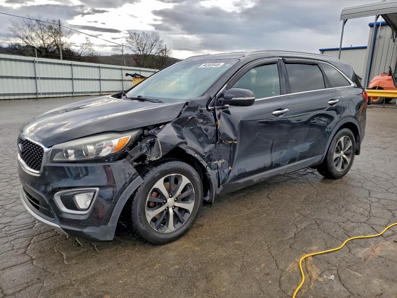 KIA SORENTO EX 2017 with VIN 5XYPH4A52HG236101 - Photo from auction