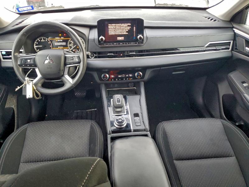 Photo 8 from auction – 2022 MITSUBISHI OUTLANDER with VIN JA4J3TA84NZ064542