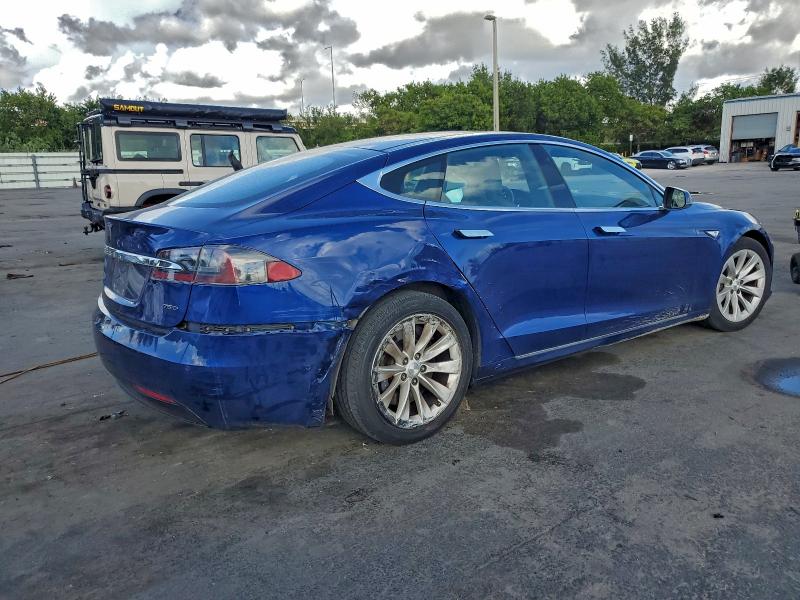Photo 3 from auction – 2016 TESLA MODEL S with VIN 5YJSA1E26GF137784