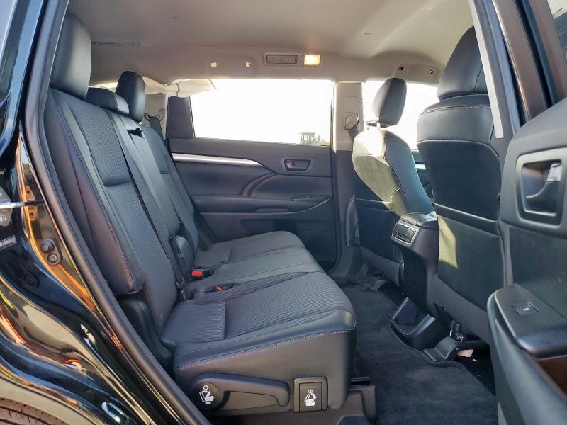 Photo 11 from auction – 2014 TOYOTA HIGHLANDER with VIN 5TDZKRFH0ES022085