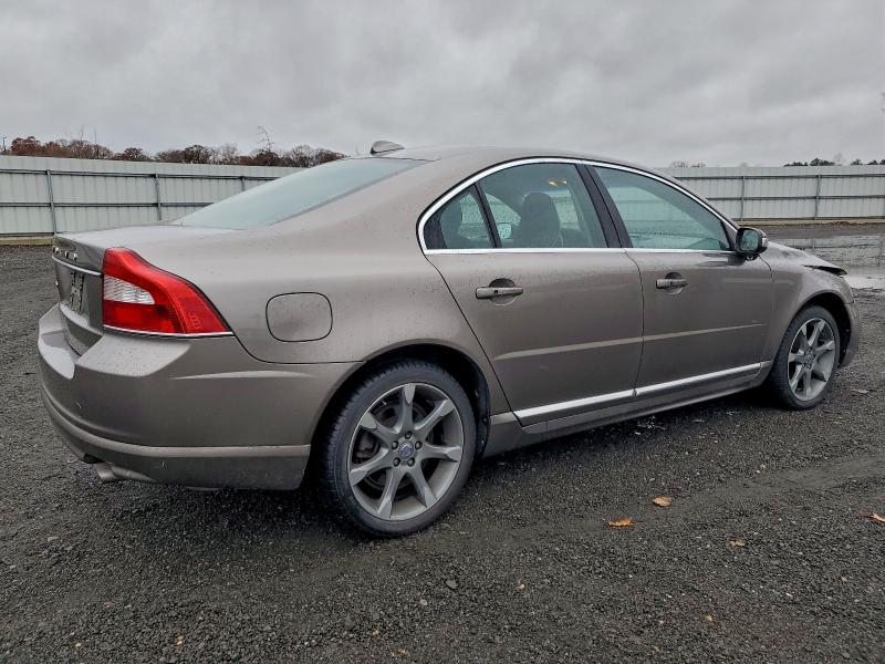 Photo 3 from auction – 2011 VOLVO S80 3.2 with VIN YV1940AS1B1139816
