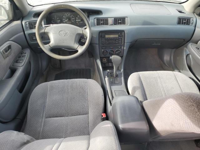 Photo 8 from auction – 2000 TOYOTA CAMRY CE with VIN 4T1BG22K6YU997424