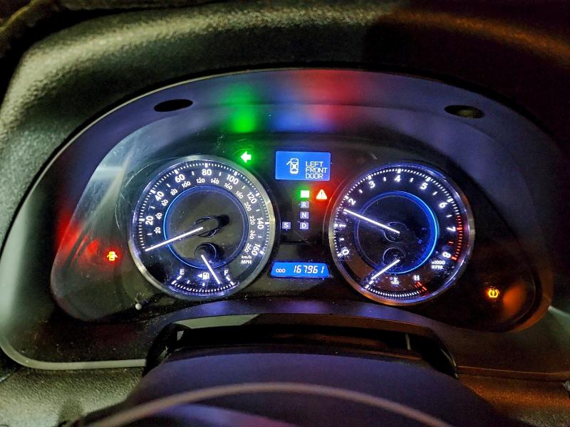 Photo 9 from auction – 2011 LEXUS IS with VIN JTHBF5C28B5137144