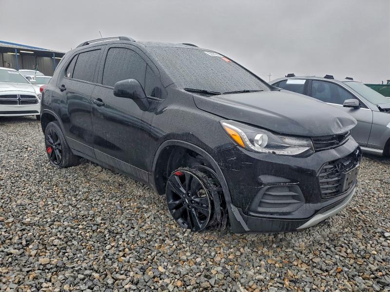 Photo 4 from auction – 2021 CHEVROLET TRAX 1LT with VIN KL7CJPSB0MB314188