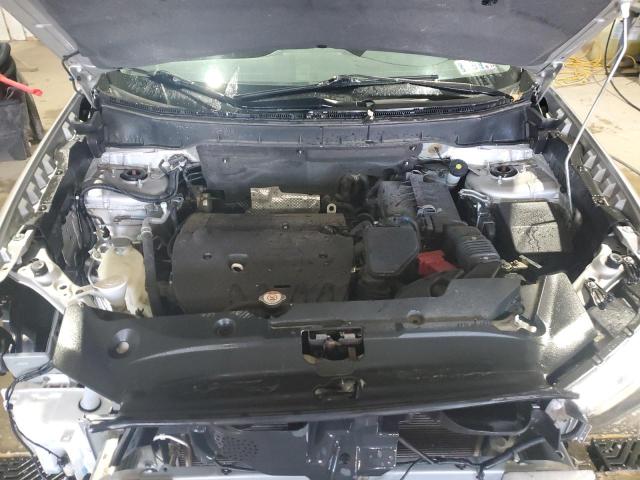 Photo 12 from auction – 2015 MITSUBISHI OUTLANDER with VIN 4A4AR3AW5FE025852