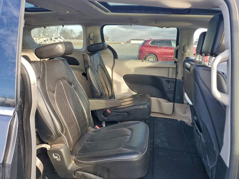 Photo 11 from auction – 2019 CHRYSLER PACIFICA with VIN 2C4RC1GGXKR589266