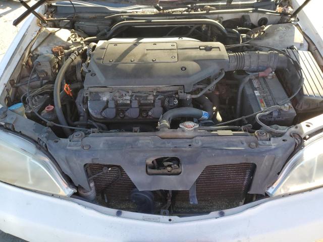 Photo 11 from auction – 2000 ACURA 3.2TL with VIN 19UUA5664YA037938
