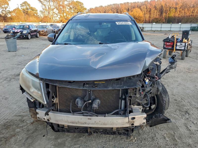 Photo 5 from auction – 2015 NISSAN PATHFINDER with VIN 5N1AR2MN0FC616859