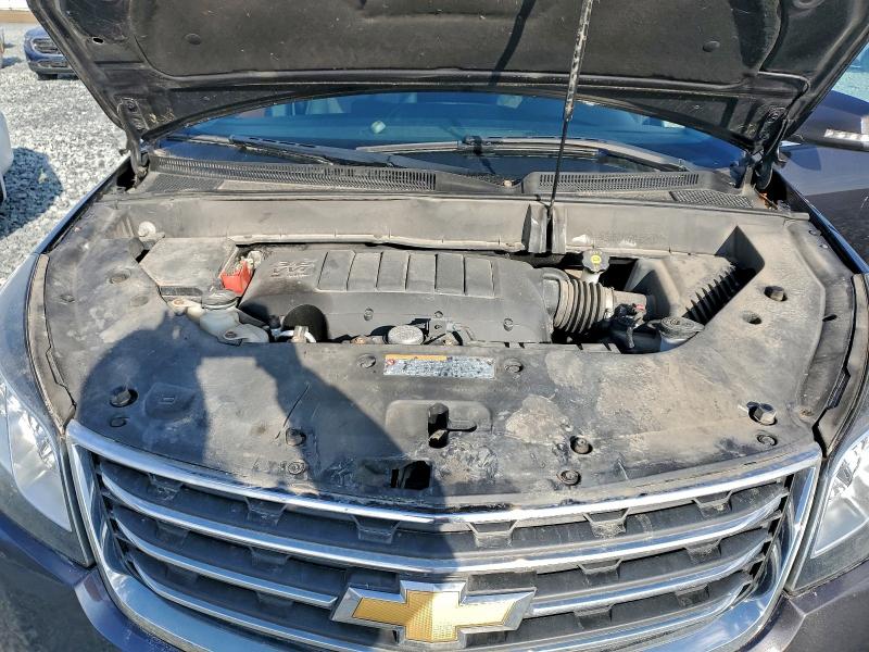 Photo 12 from auction – 2017 CHEVROLET TRAVERSE L with VIN 1GNKVGKD2HJ300364