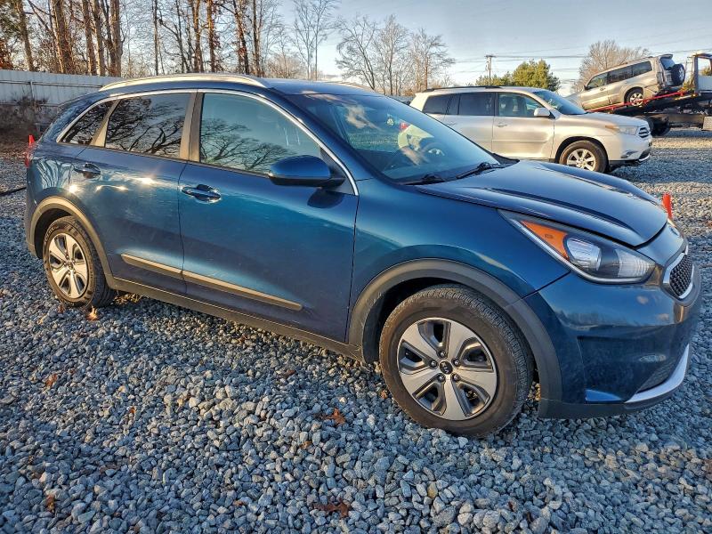 Photo 4 from auction – 2017 KIA NIRO FE with VIN KNDCB3LC1H5049205