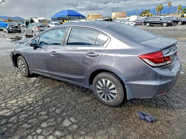 Photo 2 from auction – 2015 HONDA CIVIC LX with VIN 19XFB2F52FE201952