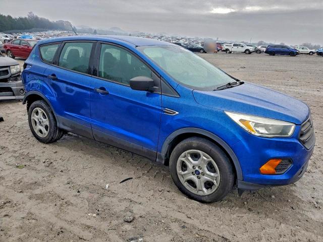 Photo 4 from auction – 2017 FORD ESCAPE with VIN 1FMCU0F72HUA19428