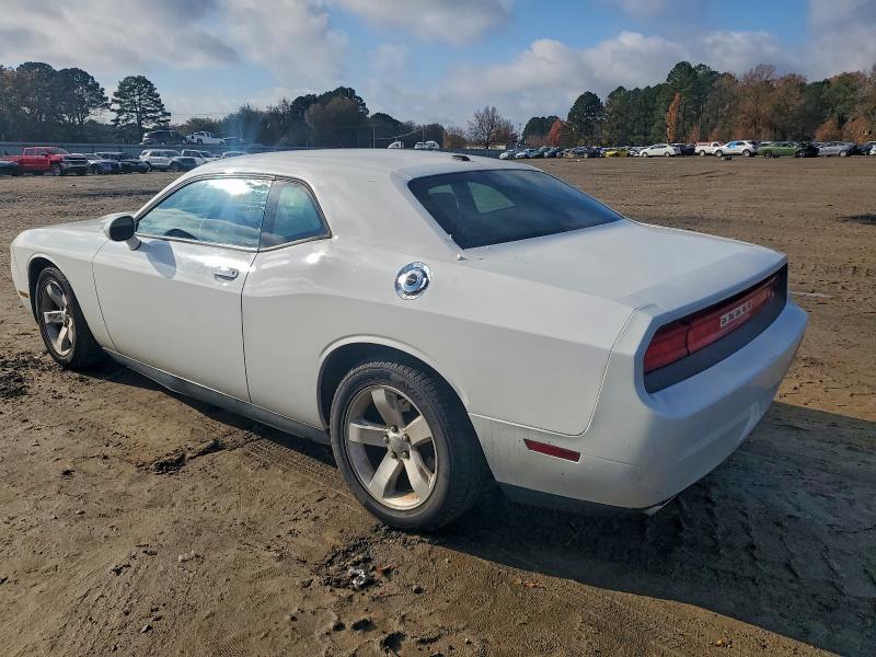 Photo 2 from auction – 2013 DODGE CHALLENGER with VIN 2C3CDYAG3DH536300