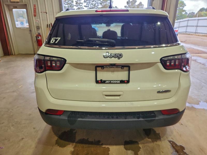 Photo 6 from auction – 2019 JEEP COMPASS LA with VIN 3C4NJCBBXKT692907