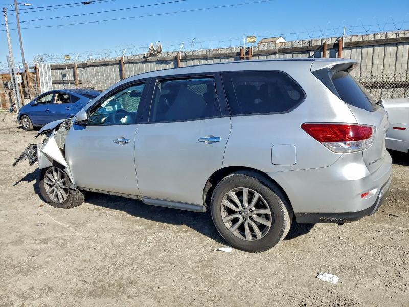 Photo 2 from auction – 2013 NISSAN PATHFINDER with VIN 5N1AR2MN3DC672601