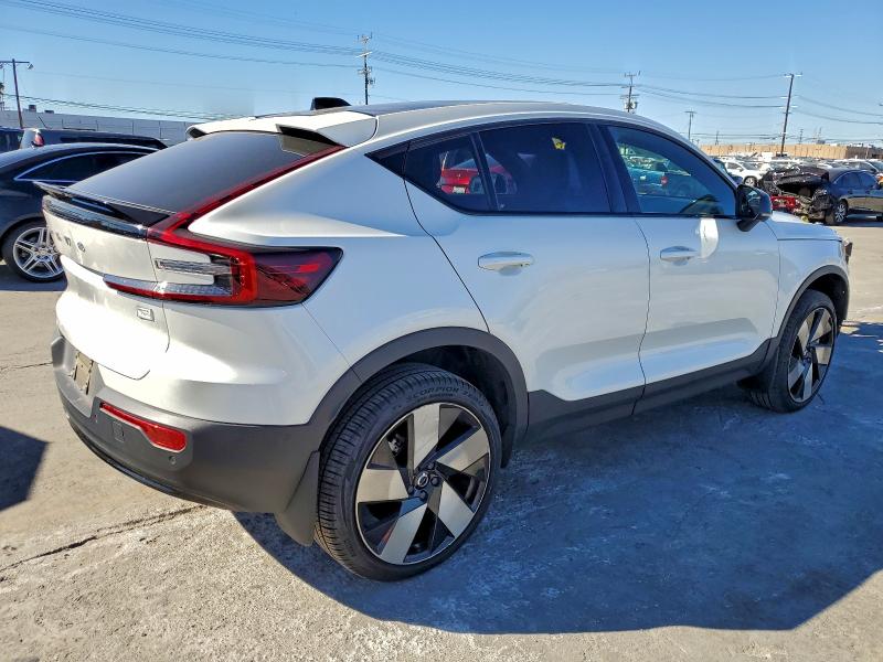 Photo 3 from auction – 2023 VOLVO C40 with VIN YV4ED3GL7P2055018