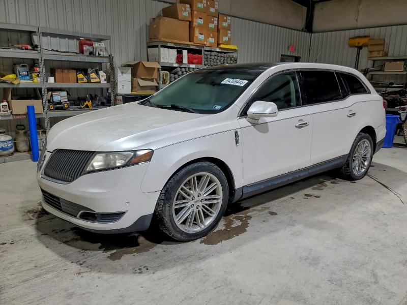 LINCOLN MKT 2013 z numerem VIN 2LMHJ5AT4DBL50189 - Zdjęcie z aukcji