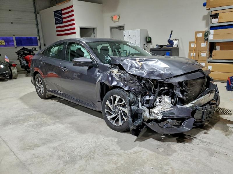 Photo 4 from auction – 2016 HONDA CIVIC EX with VIN 19XFC2F71GE045807
