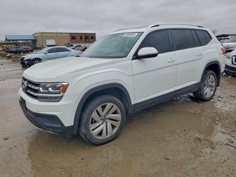 VOLKSWAGEN ATLAS 2018 with VIN 1V2HR2CA0JC511392 - Photo from auction