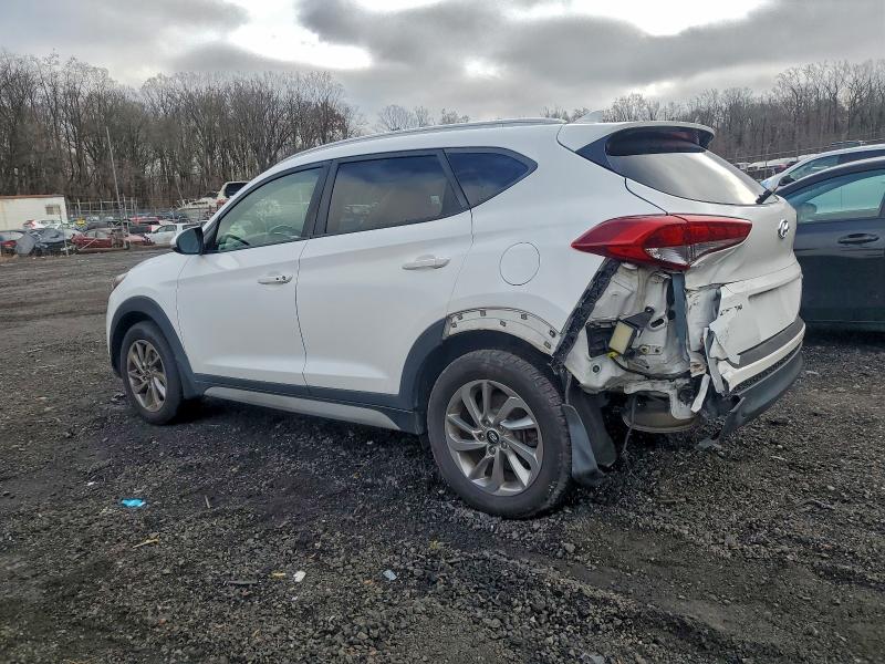 Photo 2 from auction – 2017 HYUNDAI TUCSON LIM with VIN KM8J3CA42HU583878