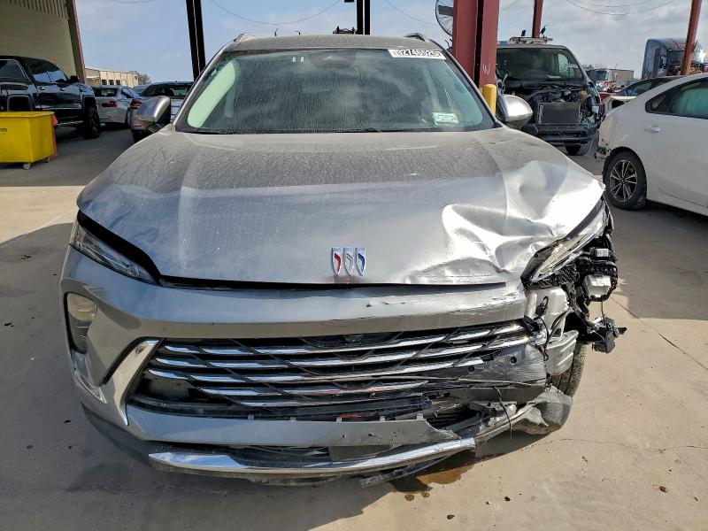 Photo 5 from auction – 2024 BUICK ENVISION P with VIN LRBFZME48RD075262