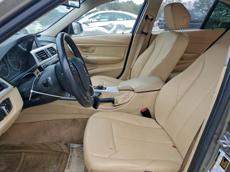 Photo 7 from auction – 2016 BMW 320 I with VIN WBA8E1G5XGNT34736