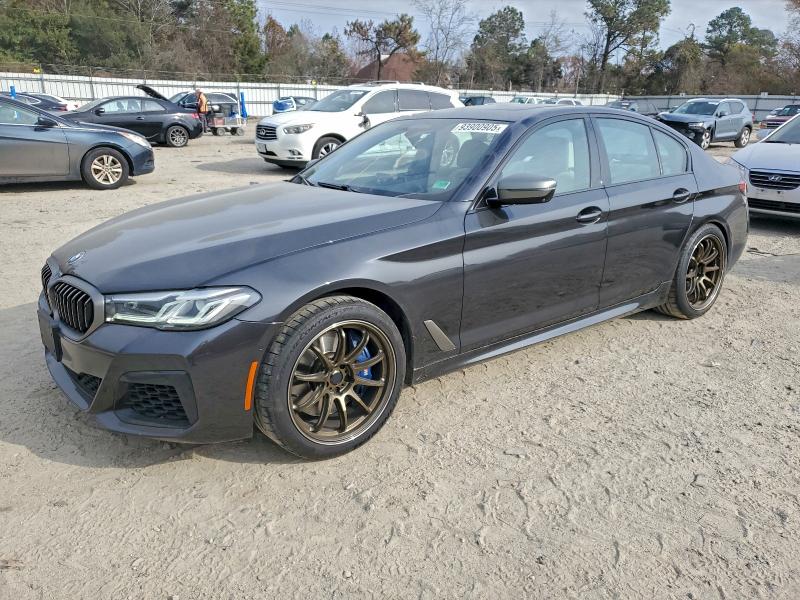 BMW M550XI 2021 مع رقم تعريف المركبة WBA13BK09MCF27639 - صورة من المزاد