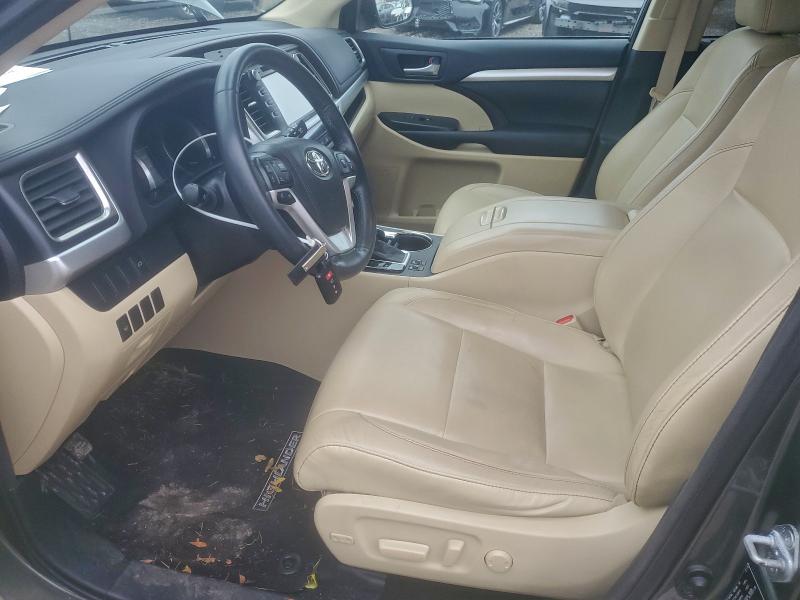 Zdjęcie 7 z aukcji – 2016 TOYOTA HIGHLANDER z VIN 5TDJKRFH4GS317321