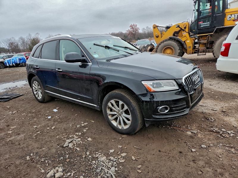 Photo 4 from auction – 2017 AUDI Q5 PREMIUM with VIN WA1C2AFP2HA046477