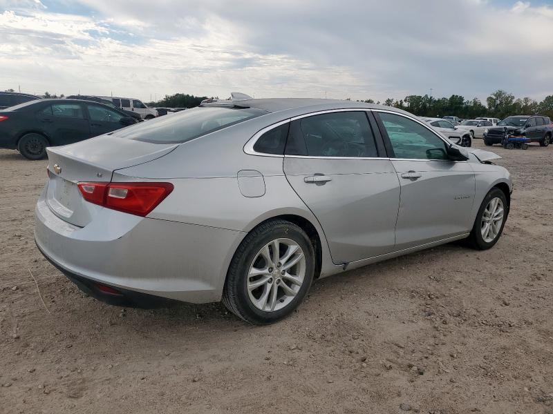 Photo 3 from auction – 2017 CHEVROLET MALIBU LT with VIN 1G1ZE5ST0HF186959