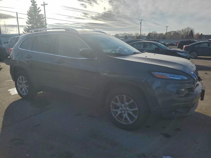 Photo 4 from auction – 2017 JEEP CHEROKEE L with VIN 1C4PJMCBXHW602350