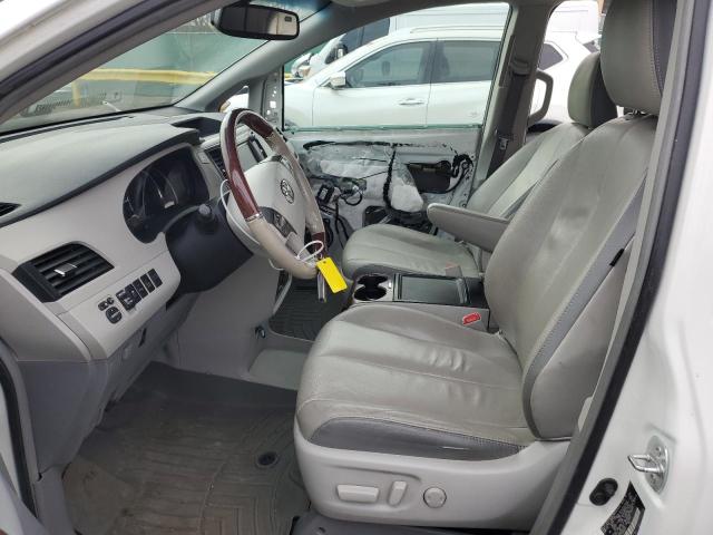 Photo 7 from auction – 2013 TOYOTA SIENNA XLE with VIN 5TDDK3DC4DS069617