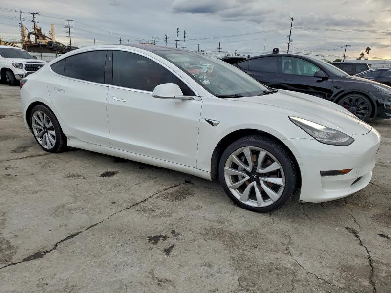 Photo 4 from auction – 2018 TESLA MODEL 3 with VIN 5YJ3E1EA8JF006489