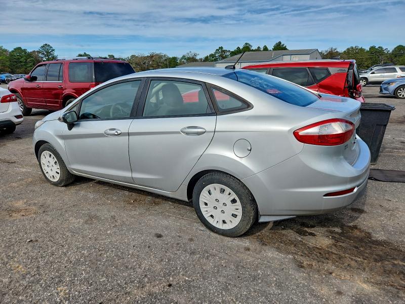 Photo 2 from auction – 2015 FORD FIESTA with VIN 3FADP4AJ7FM120627
