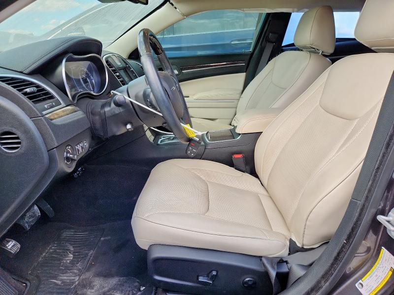 Photo 7 from auction – 2018 CHRYSLER 300 LIMITE with VIN 2C3CCAEG5JH278250