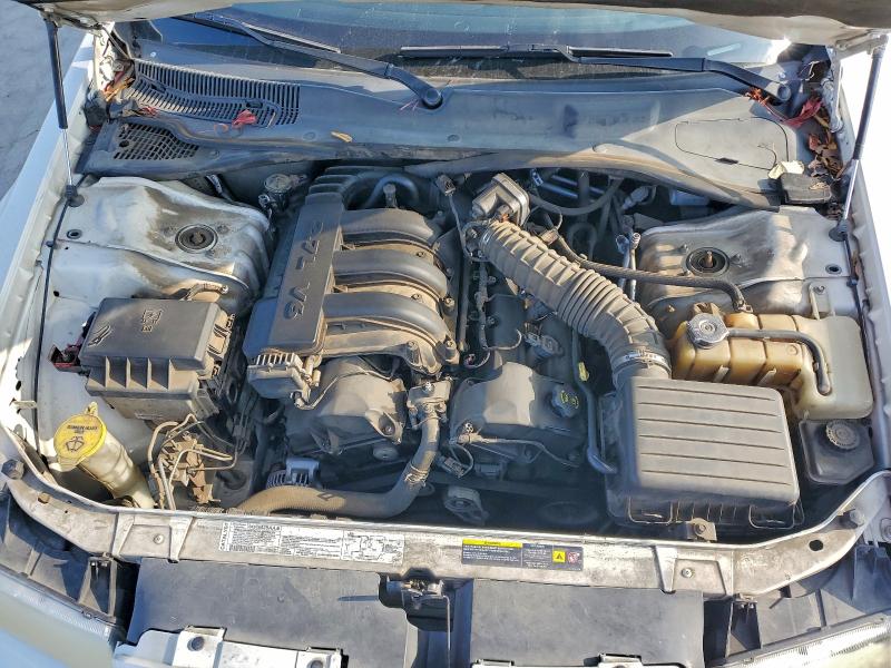 Photo 11 from auction – 2006 CHRYSLER 300 with VIN 2C3KA43R96H269923