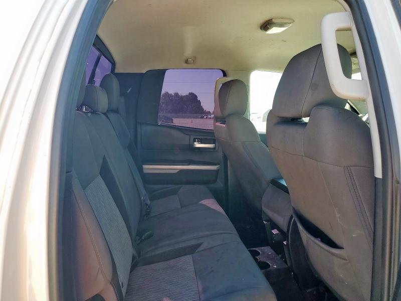 Photo 10 from auction – 2015 TOYOTA TUNDRA DOU with VIN 5TFRY5F13FX186615