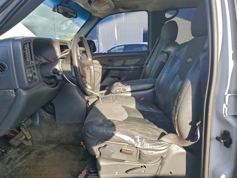 Photo 7 from auction – 2002 CHEVROLET AVALANCHE with VIN 3GNEK13T42G166779