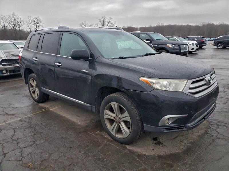 Photo 4 from auction – 2012 TOYOTA HIGHLANDER with VIN 5TDDK3EH1CS099909
