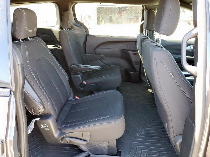 Photo 11 from auction – 2018 CHRYSLER PACIFICA T with VIN 2C4RC1FG0JR353662