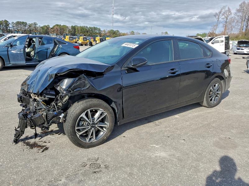 KIA FORTE 2023 with VIN 3KPF24AD8PE564591 - Photo from auction