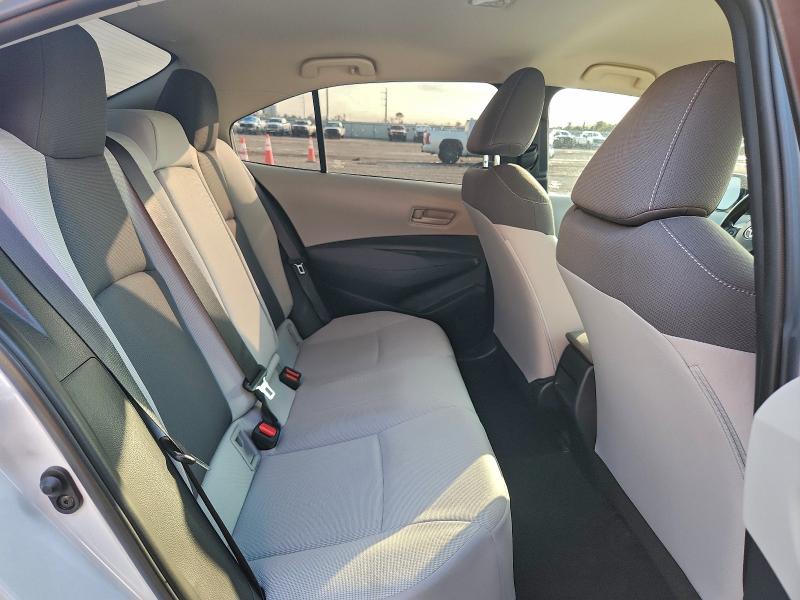 Photo 10 from auction – 2022 TOYOTA COROLLA LE with VIN 5YFEPMAE0NP363754