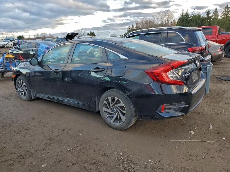 Photo 2 from auction – 2018 HONDA CIVIC LX with VIN 2HGFC2F68JH012811