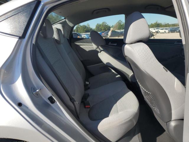 Photo 10 from auction – 2016 HYUNDAI ACCENT SE with VIN KMHCT4AE4GU967487
