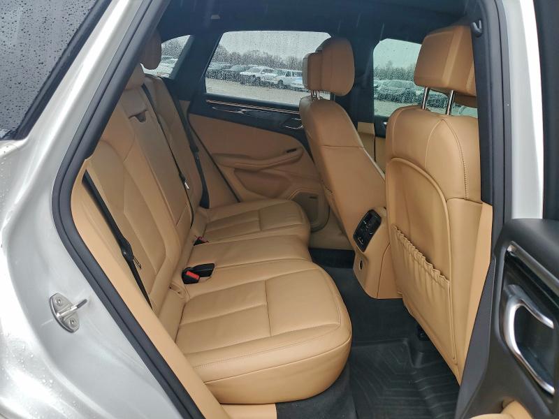 Photo 11 from auction – 2018 PORSCHE MACAN S with VIN WP1AB2A54JLB37249